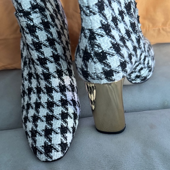 Jessica Simpson Black and White Houndstooth Ankle Boots - Picture 3 of 3